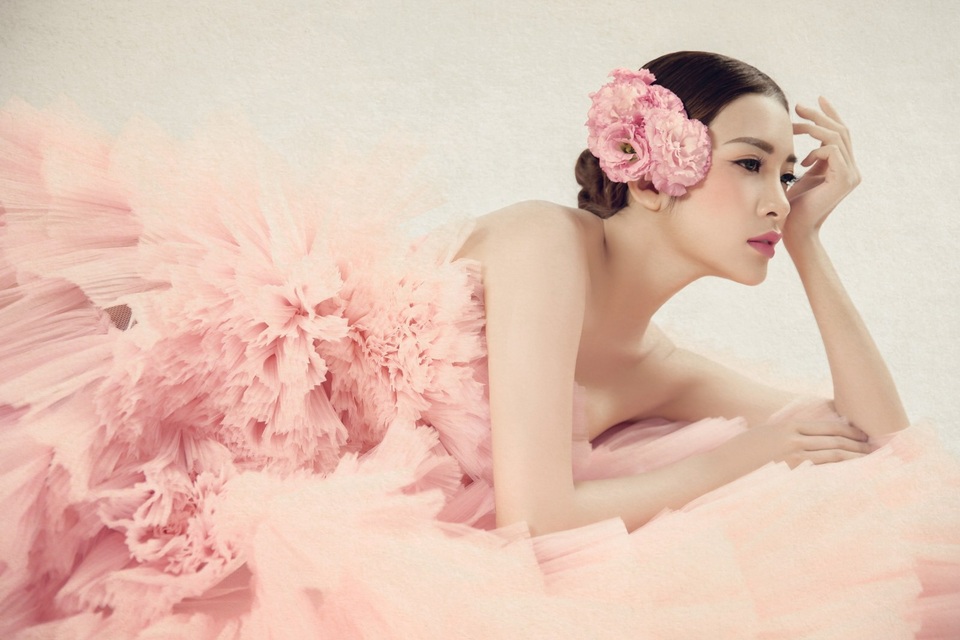 Đối với Yan My, Hà Nội và gia đình nhỏ là tuổi thơ, là sự êm đềm, là hạnh phúc và là hành trang tâm hồn để cô bước vào đời.