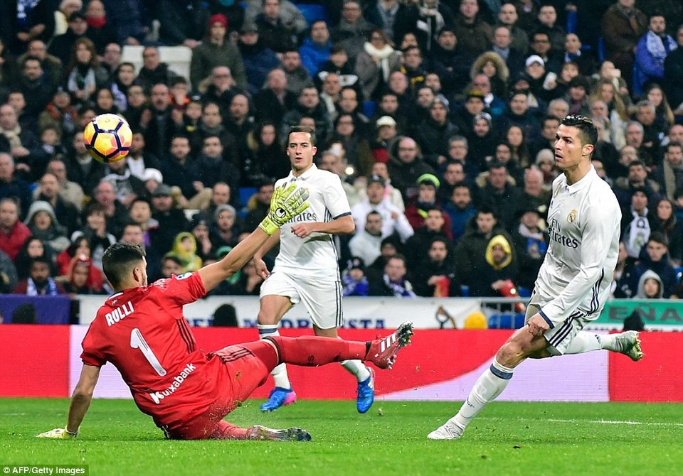 Real Madrid - PSG: Kinh điển ở Bernabeu - 3
C.Ronaldo mới tỏa sáng với cú hattrick vào lưới Sociedad