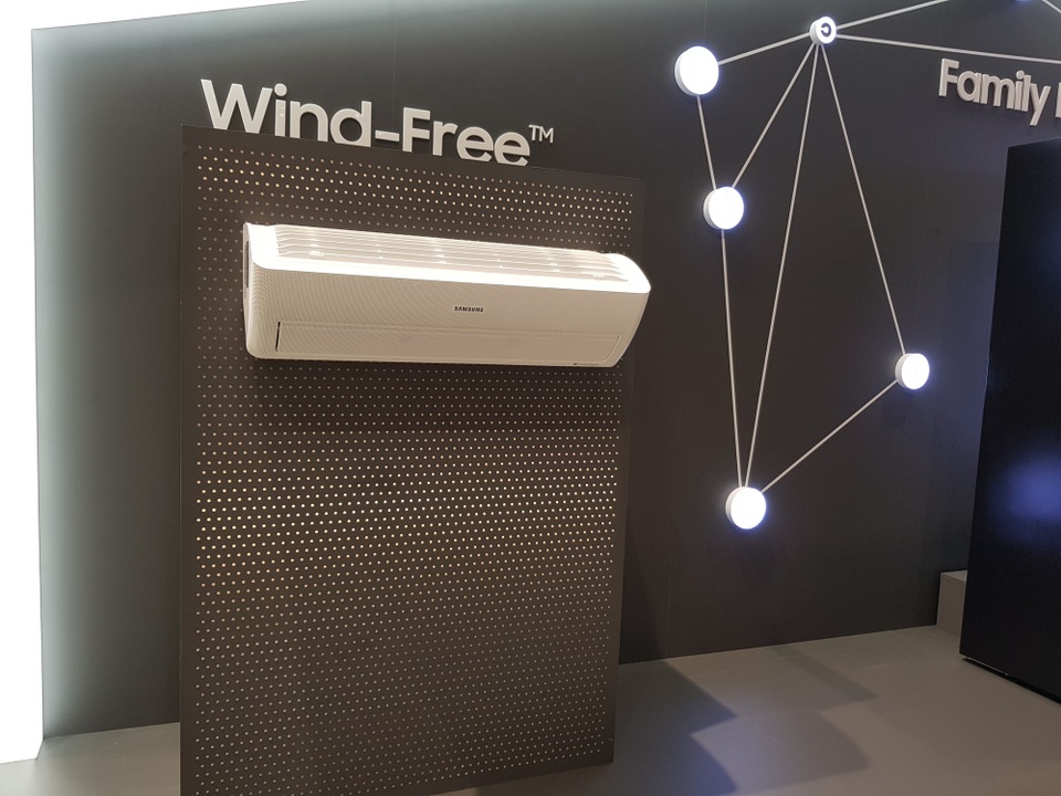 
Điều hoà treo tường Wind-Free đầu tiên của Samsung sẽ được bán tại Việt Nam trong tháng 3.
