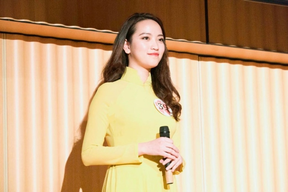 Nhan sắc khả ái của Á khôi du học sinh Việt tại Nhật Bản - 5 Giang tự tin trong vòng chung kết Miss VYSA.