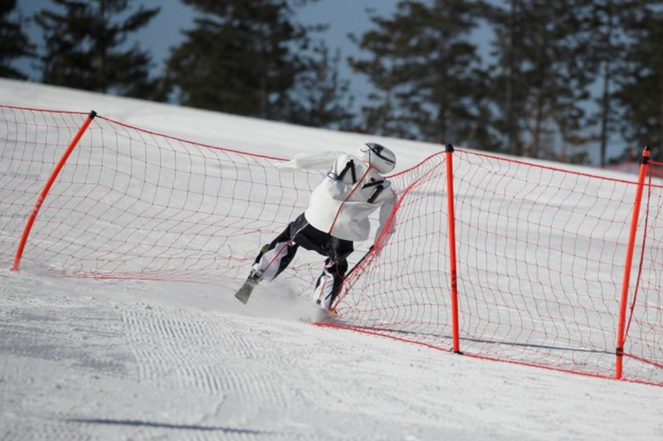 Xem robot trượt tuyết “tấu hài” ở thế vận hội Mùa Đông Pyeongchang - 5 Tuy nhiên những cảnh tượng như thế này vẫn diễn ra tương đối thường xuyên.