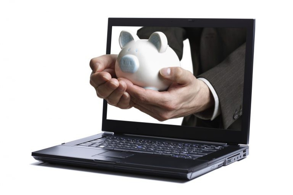 Tiết kiệm trực tuyến ‘lên ngôi’ dịp Tết - 1
Gửi tiết kiệm online trở thành một phương án hữu hiệu với những người bận rộn. Nguồn: Internet