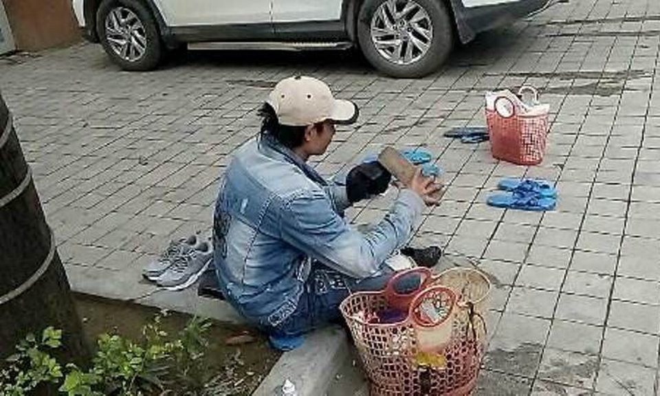 Sáng 30 Tết: Những nghề hoạt động "hết công suất”, thu nhập "khủng" - 11 Dù công việc vất vả, nhưng bù lại, người lao động có thu nhập khá