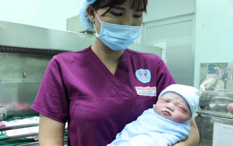 Khoảnh khắc “thiên thần” đầu tiên của năm Mậu Tuất chào đời - 5 Khoảnh khắc “thiên thần” đầu tiên của năm Mậu Tuất chào đời - 5