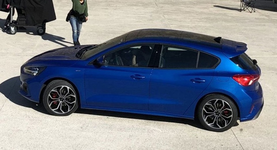 Hình ảnh rõ nét đầu tiên về Ford Focus thế hệ mới - 1
