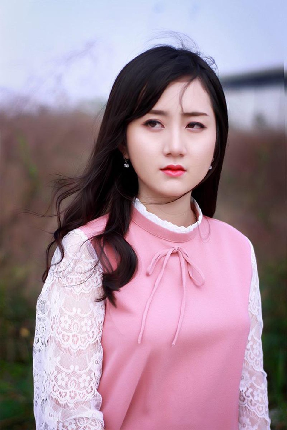 Mùng 3 Tết thầy! - 1
Nhớ đến thầy cô là biết ơn “người lái đò” cao cả... (Ảnh minh họa: Ti Ây)