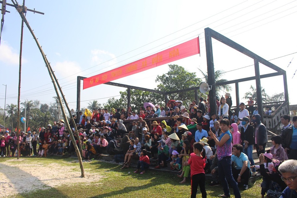 Thú vị những màn đu tiên đầu xuân mới - 7 Thú vị những màn đu tiên đầu xuân mới - 7