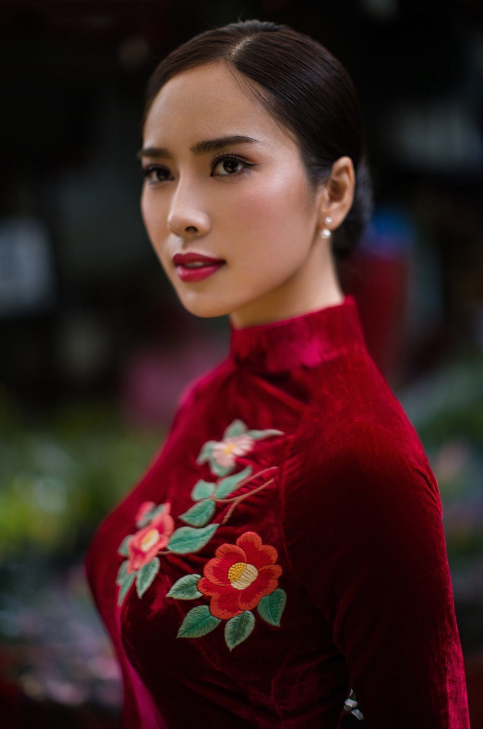 “Nữ hoàng nước mắt” tiết lộ quá khứ cơ cực, suýt chết đuối trên sông - 3 6 tuổi cô bắt đầu học boxing, 12 năm sau xa nhà vào TP HCM lập nghiệp.