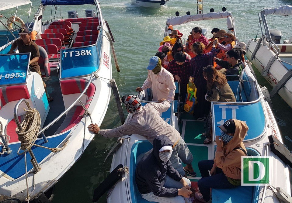 Du lịch biển đảo tăng đột biến trong dịp Tết Mậu Tuất - 5