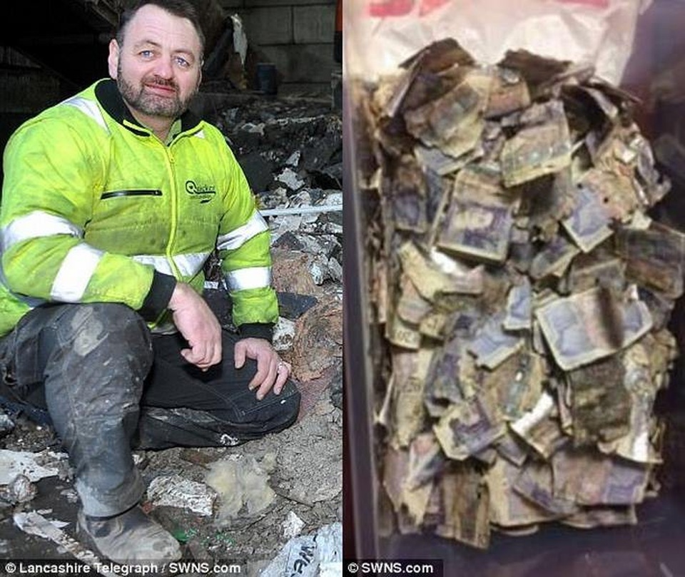 Nhặt được túi rác, mở ra thấy 200 triệu đồng - 1 Số tiền 200 triệu đồng được trao cho công nhân vệ sinh người Anh.