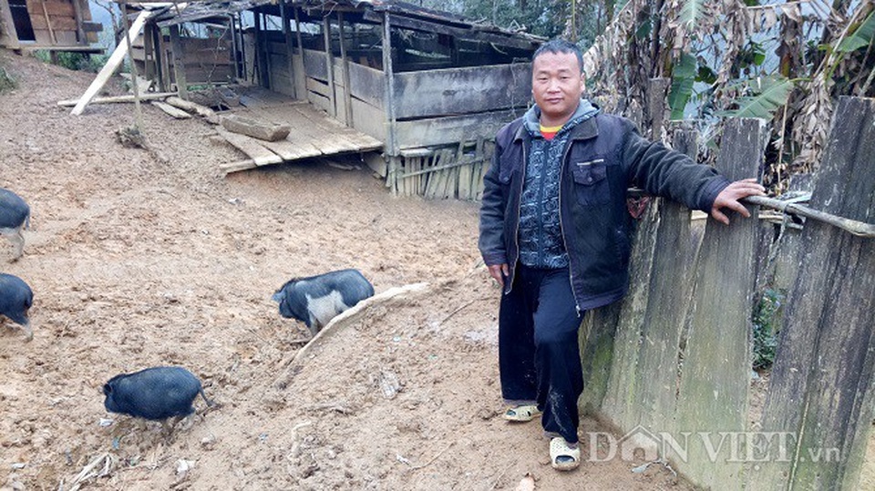 Lạ: Ngôi làng 100% hộ nghèo nhưng nhà nào cũng làm bằng gỗ quý pơmu - 9 Lạ: Ngôi làng 100% hộ nghèo nhưng nhà nào cũng làm bằng gỗ quý pơmu - 9