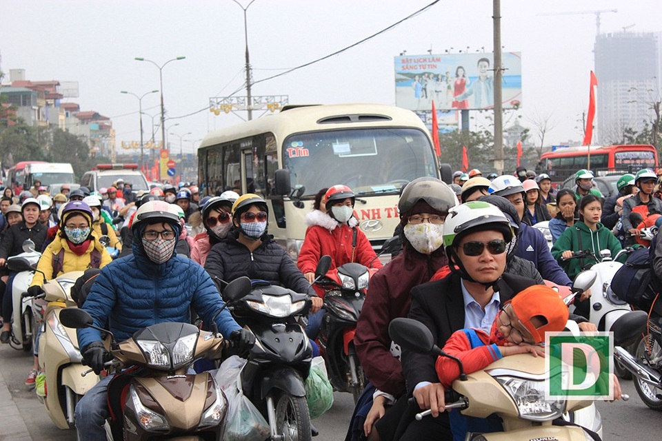 Hàng triệu người hối hả hành trình trở lại thành phố - 8
Dự kiến, chiều tối nay là cao điểm dòng người đổ về Thủ đô.