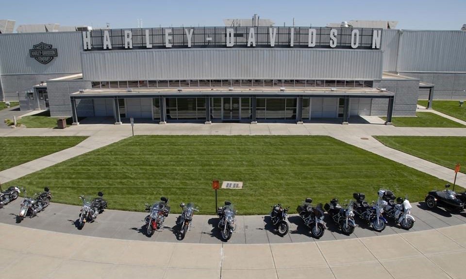Harley-Davidson đóng cửa nhà máy vì doanh số sụt giảm - 1 Nhà máy của Harley-Davidson tại Kansas