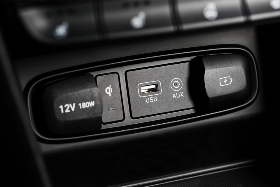 Hyundai Santa Fe thế hệ mới chính thức trình làng, giá chưa đến 600 triệu đồng - 28 Hyundai Santa Fe thế hệ mới chính thức trình làng, giá chưa đến 600 triệu đồng - 28