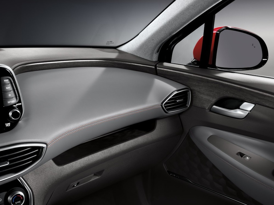 Hyundai Santa Fe thế hệ mới chính thức trình làng, giá chưa đến 600 triệu đồng - 15 Hyundai Santa Fe thế hệ mới chính thức trình làng, giá chưa đến 600 triệu đồng - 15