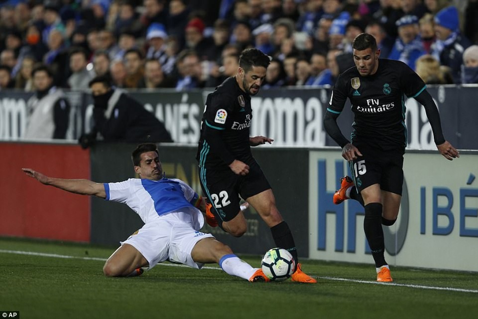 Phục hận Leganes, Real Madrid vươn lên thứ ba tại La Liga - 6
Leganes chính là đội bóng đã loại Real Madrid ở tứ kết Cúp Nhà vua năm nay