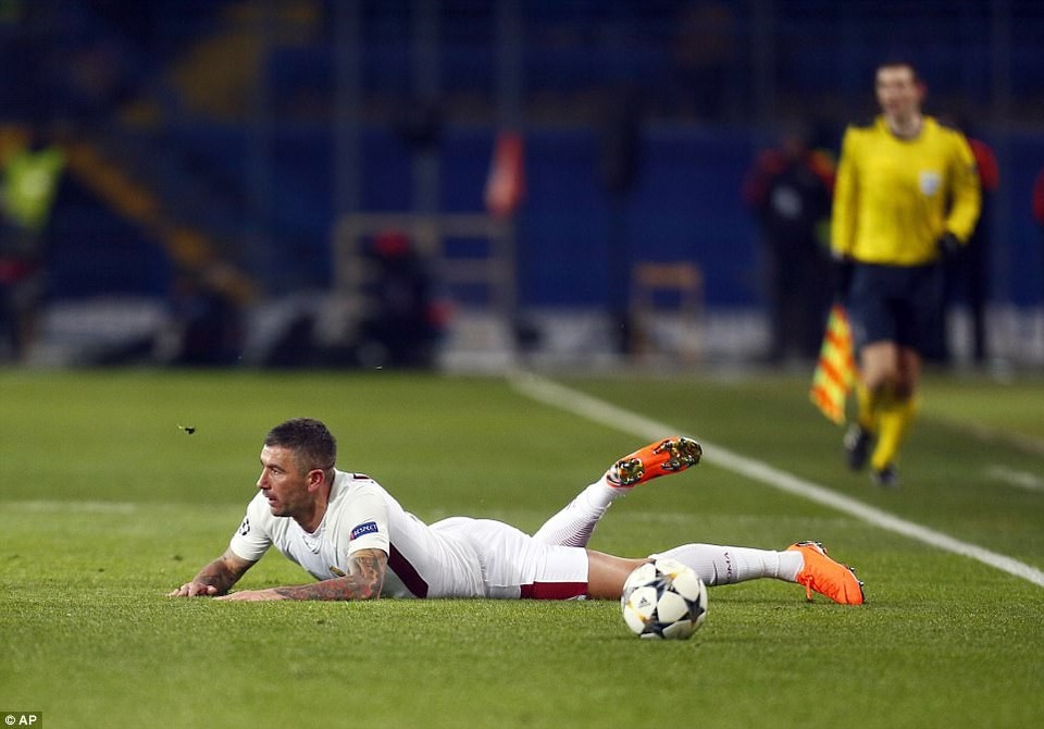 
Kolarov thất vọng với màn trình diễn bên hành lang bên trái
