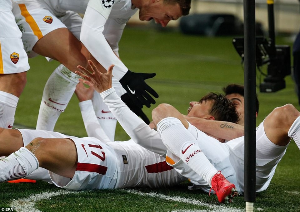 
AS Roma là đội vượt lên dẫn trước ở phút 41...
