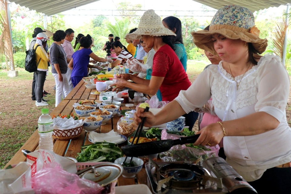 Hội thi nấu ăn và làng nghề được nhiều người quan tâm, chờ đợi
