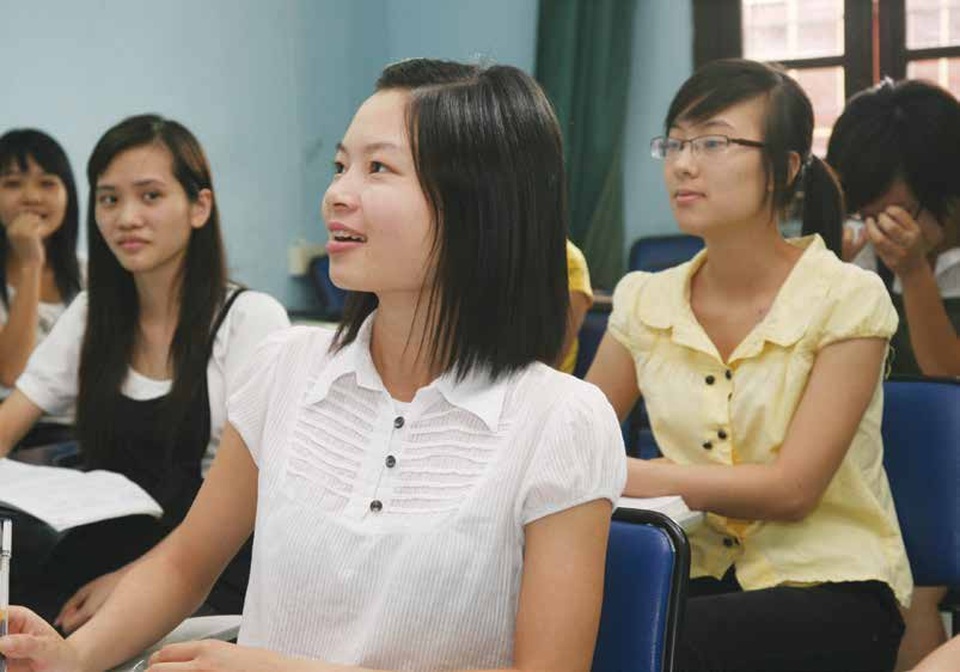 Giảng dạy bằng kép: Có ảnh hưởng tới chất lượng đầu ra của sinh viên? - 1
Sinh viên rất vất vả khi học bằng kép