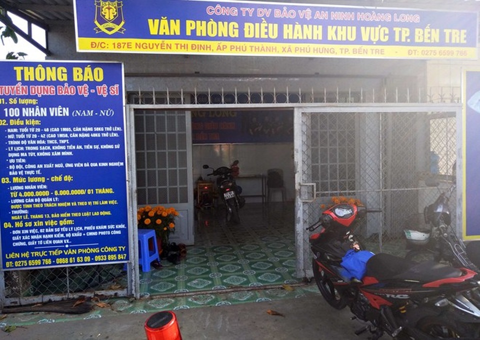 Đi đòi tiền lương, 2 vợ chồng bị chém trọng thương - 1
Hiện trường vụ việc.