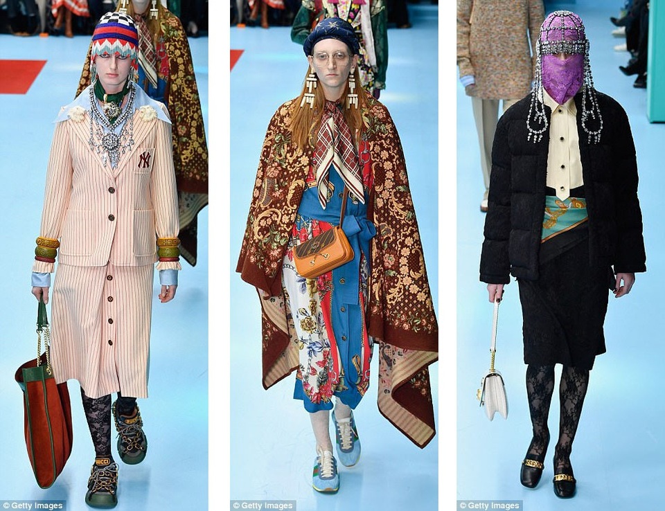 Show trình diễn này được xem như một buổi trình diễn của những ý tưởng thể nghiệm nghệ thuật hơn là một buổi trình diễn thời trang đơn thuần. Cách trình bày của tổng thể show diễn thực sự gây… choáng.