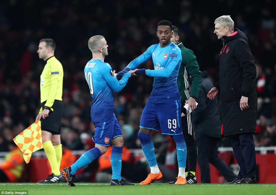 HLV Wenger “nổi điên” vì sự chủ quan của Arsenal - 1 HLV Wenger không hài lòng về thái độ thi đấu của các học trò