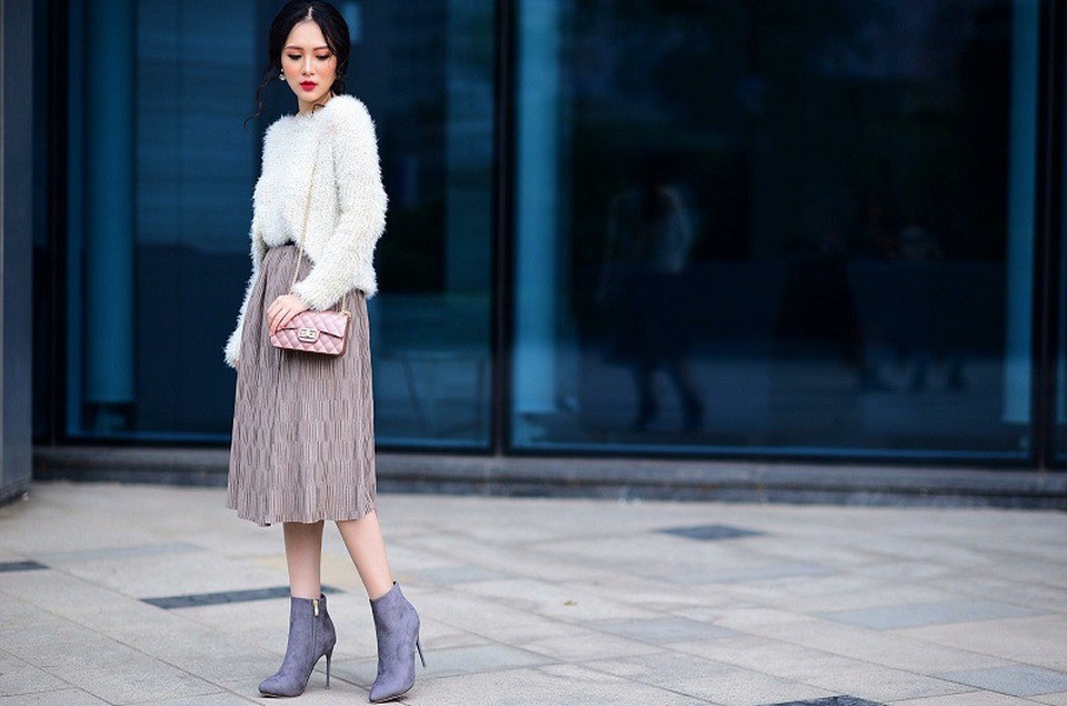 Gặp “em gái mưa” xinh xắn của ca sĩ Hương Tràm - 3 Lý giải về hình vóc dáng chuẩn, cao ráo trên ảnh My cho biết: “Vì My bé người nhỏ xương, lúc ăn mặc cũng để ý phối đồ nên trông người có vẻ cao hơn. Và do cách chụp hình, góc chụp đẹp nên My “ăn gian” được chiều cao”.