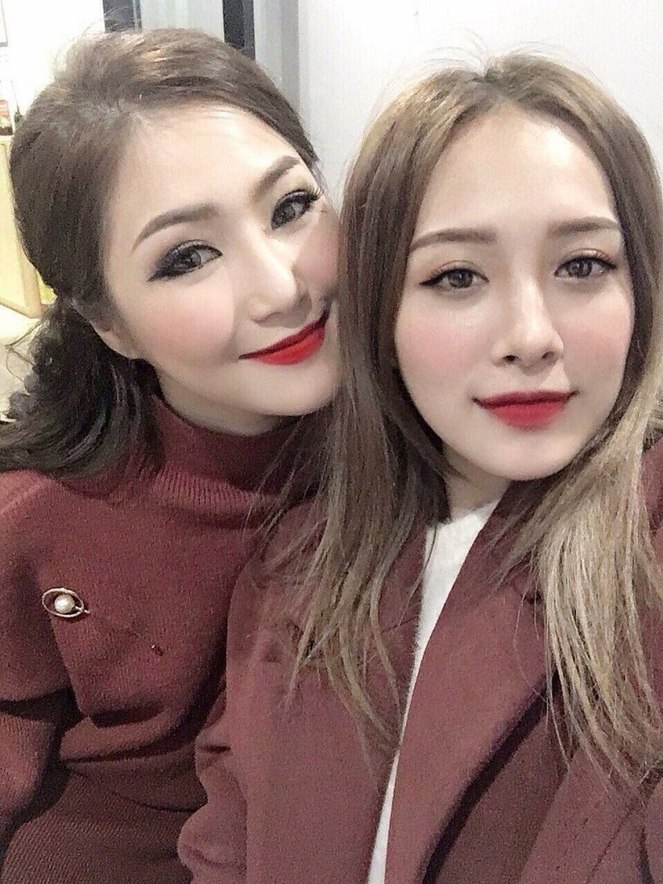 Gặp “em gái mưa” xinh xắn của ca sĩ Hương Tràm - 5 “Mình rất vui khi được mọi người biết đến nhưng thực sự mình muốn trở thành một người tài giỏi, để mọi người biết đến mình với hình tượng người tài giỏi chứ không phải chỉ là một danh xưng hot girl mờ nhạt”, My thẳng thắn bày tỏ.