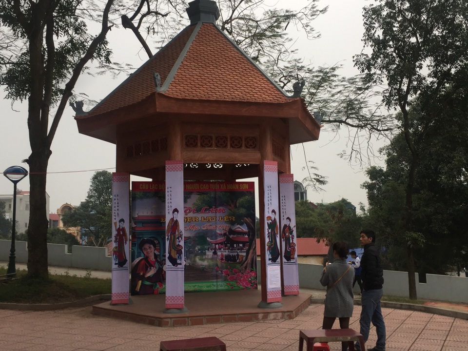 Nghiêm cấm quan họ "ngả nón xin tiền" - 6 Nghiêm cấm quan họ "ngả nón xin tiền" - 6