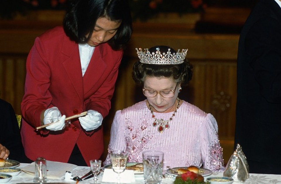 Khám phá chế độ ăn một ngày bình thường của nữ hoàng Anh - 4 Khám phá chế độ ăn một ngày bình thường của nữ hoàng Anh - 4