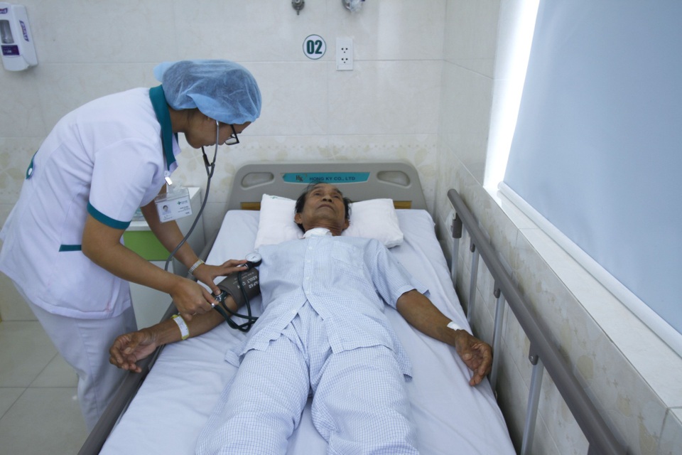Mệt mỏi khó thở do lỗ thủng ở động mạch chủ - 2 Sau phẫu thuật, sức khỏe của ông Huy đã ổn định và có thể xuất viện