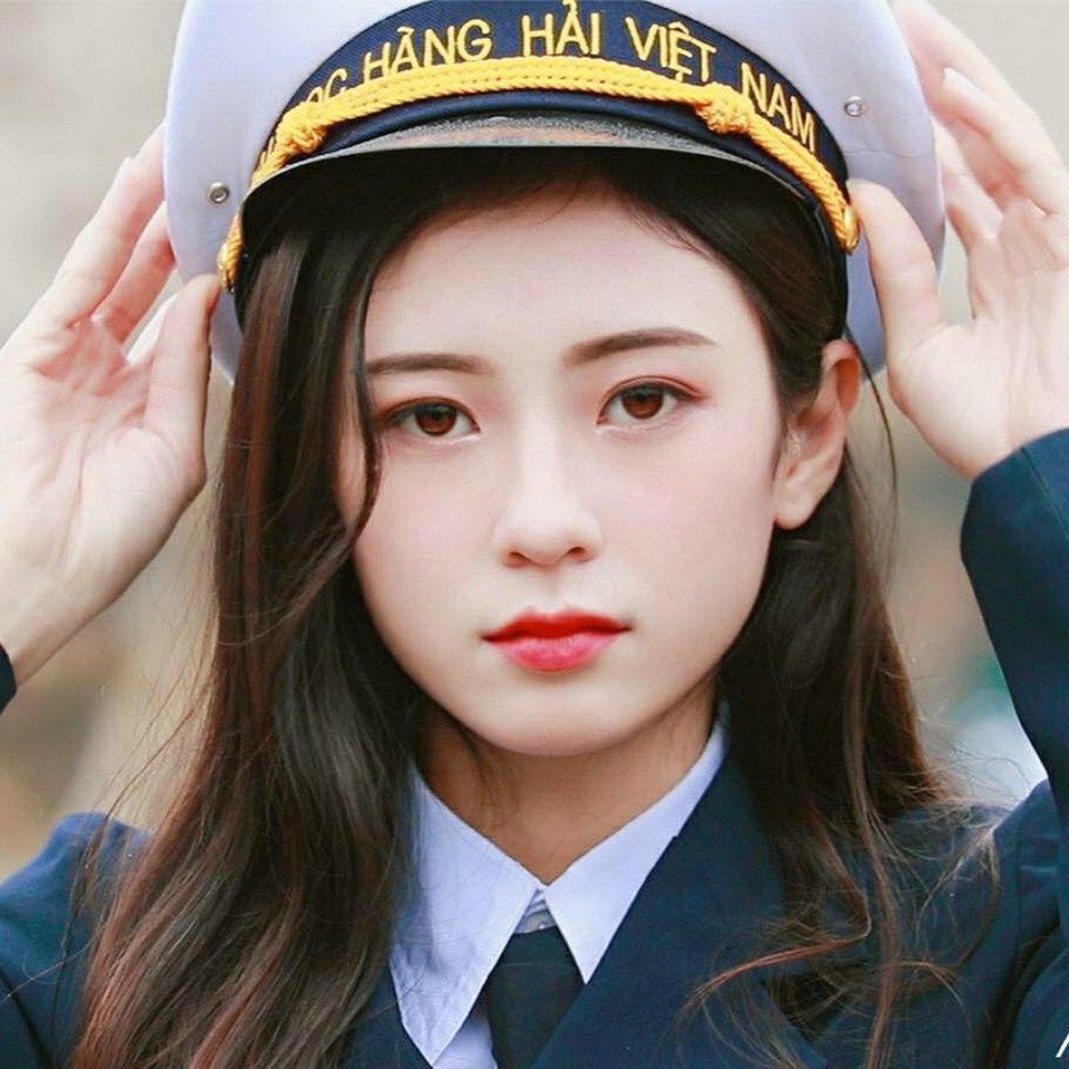 Nữ sinh trường Hàng hải xinh tựa thiên thần gây thương nhớ - 1 Bức ảnh Diệu Thùy bị chụp lén gây “bão” mạng