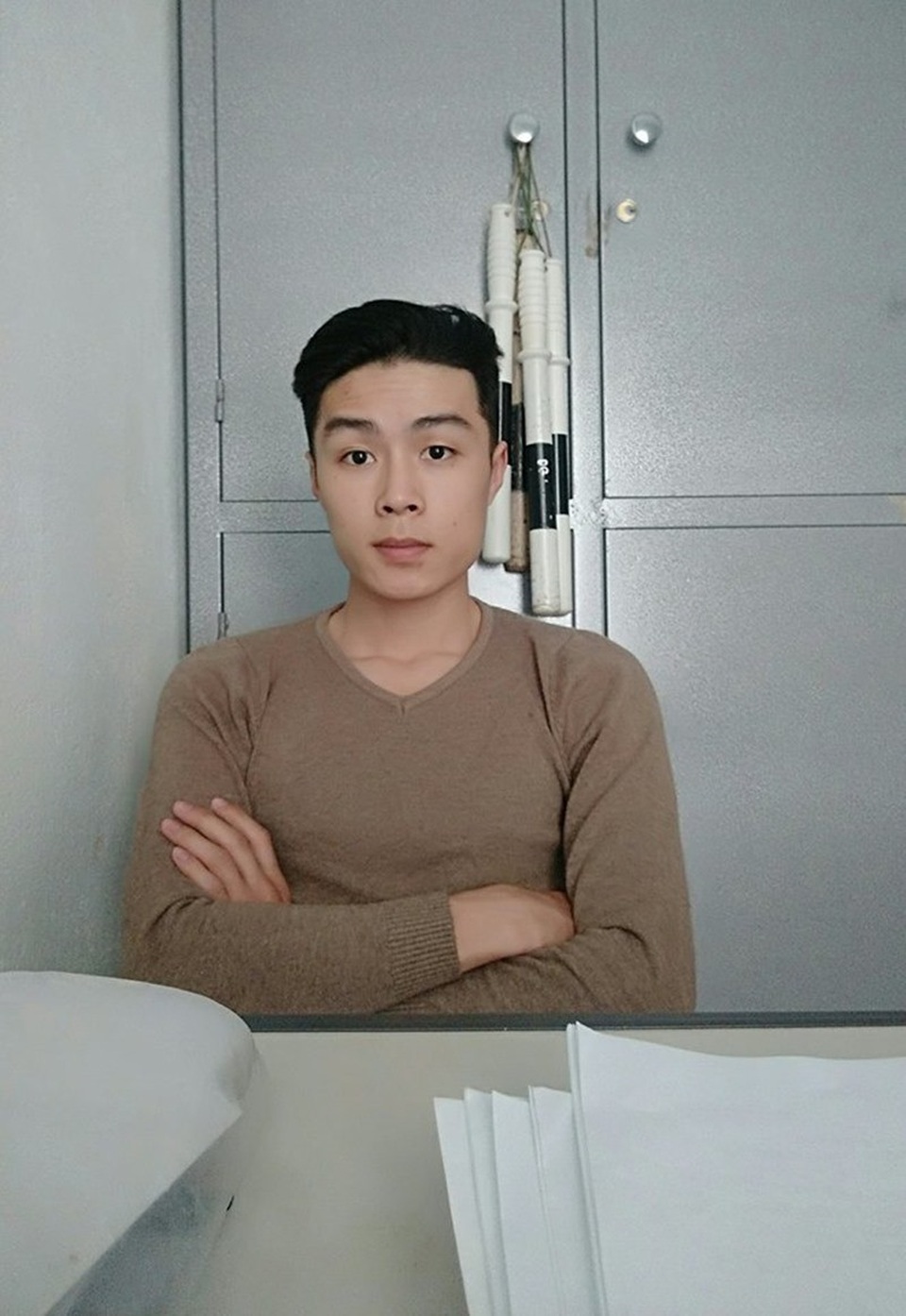 Đi đón Phan Văn Đức, nữ CĐV “phát cuồng” vì nam sinh điển trai xứ Nghệ - 5 Đi đón Phan Văn Đức, nữ CĐV “phát cuồng” vì nam sinh điển trai xứ Nghệ - 5