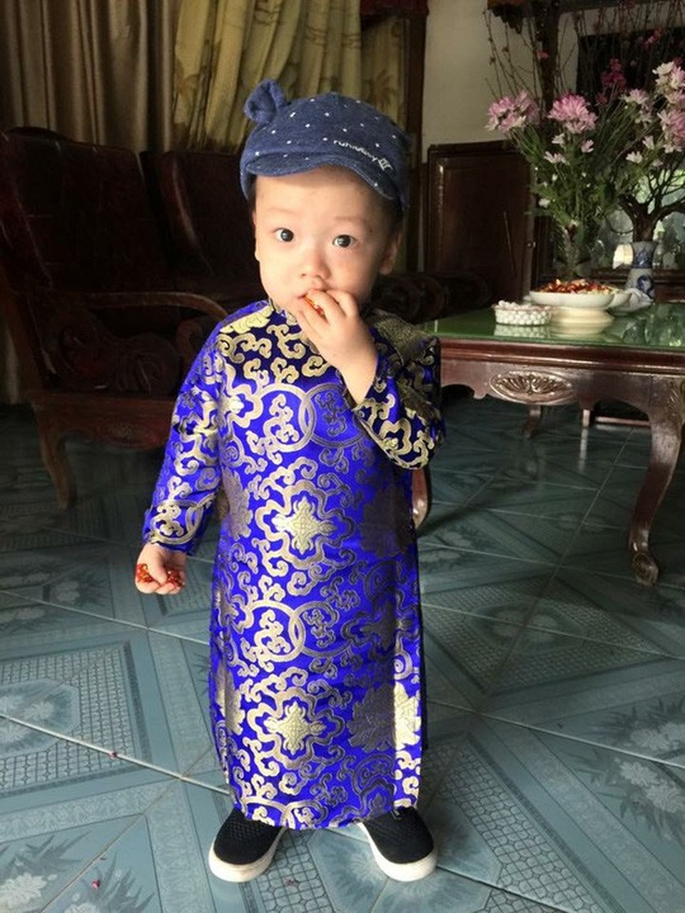 Con trai được thiếu uý ung thư nhường sự sống trong vòng tay Bộ trưởng Y tế - 7 Con trai được thiếu uý ung thư nhường sự sống trong vòng tay Bộ trưởng Y tế - 7