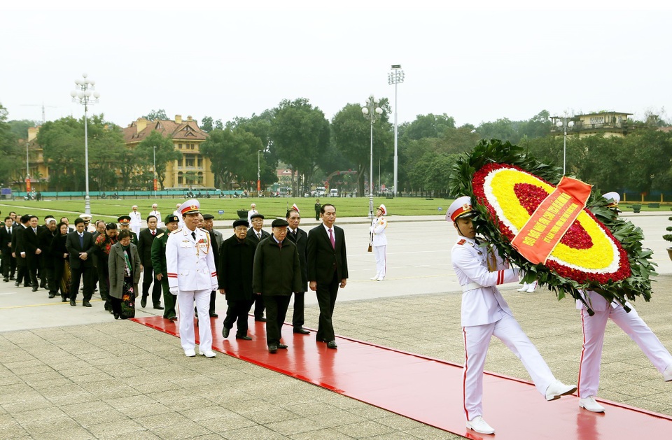 Lãnh đạo Đảng, Nhà nước vào Lăng viếng Chủ tịch Hồ Chí Minh - 1 Lãnh đạo Đảng, Nhà nước vào Lăng viếng Chủ tịch Hồ Chí Minh - 1