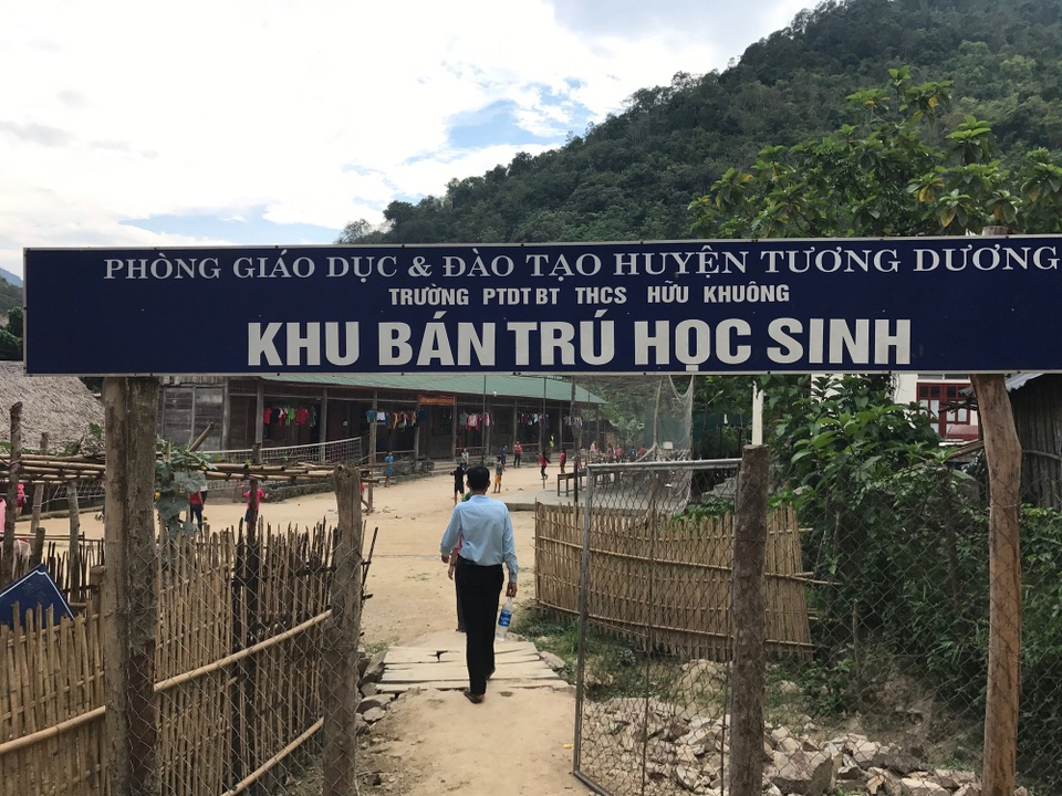 Con chữ mùa xuân - 4 Con chữ mùa xuân - 4
