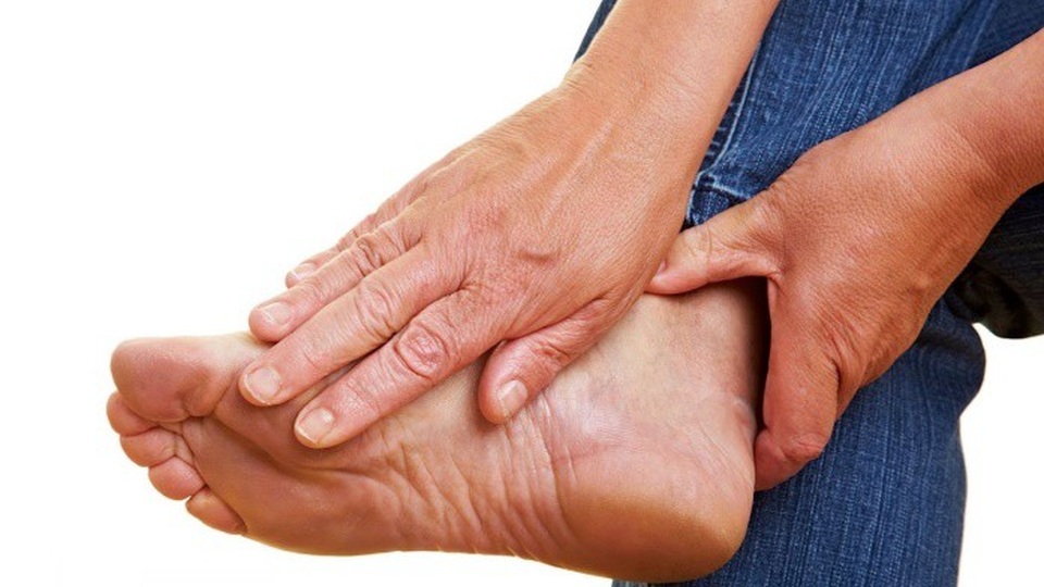 Tết trọn vẹn cho người bệnh gút, tại sao không? - 1 Bệnh gút – nỗi ám ảnh của nhiều người mỗi dịp Tết