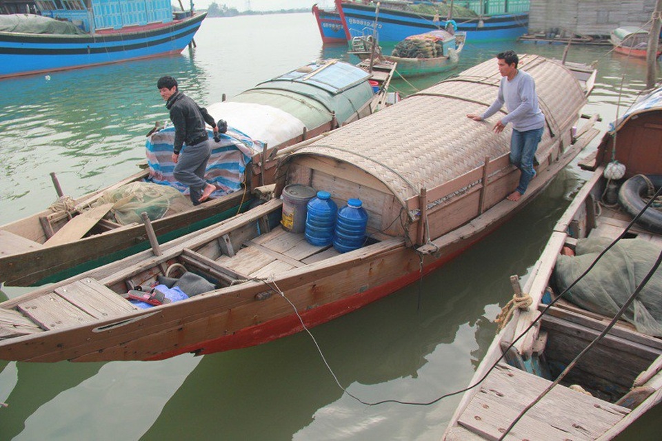 Xóm vạn đò buồn tủi giữa dòng sông và những cái Tết không nhà - 3 Xóm vạn đò buồn tủi giữa dòng sông và những cái Tết không nhà - 3