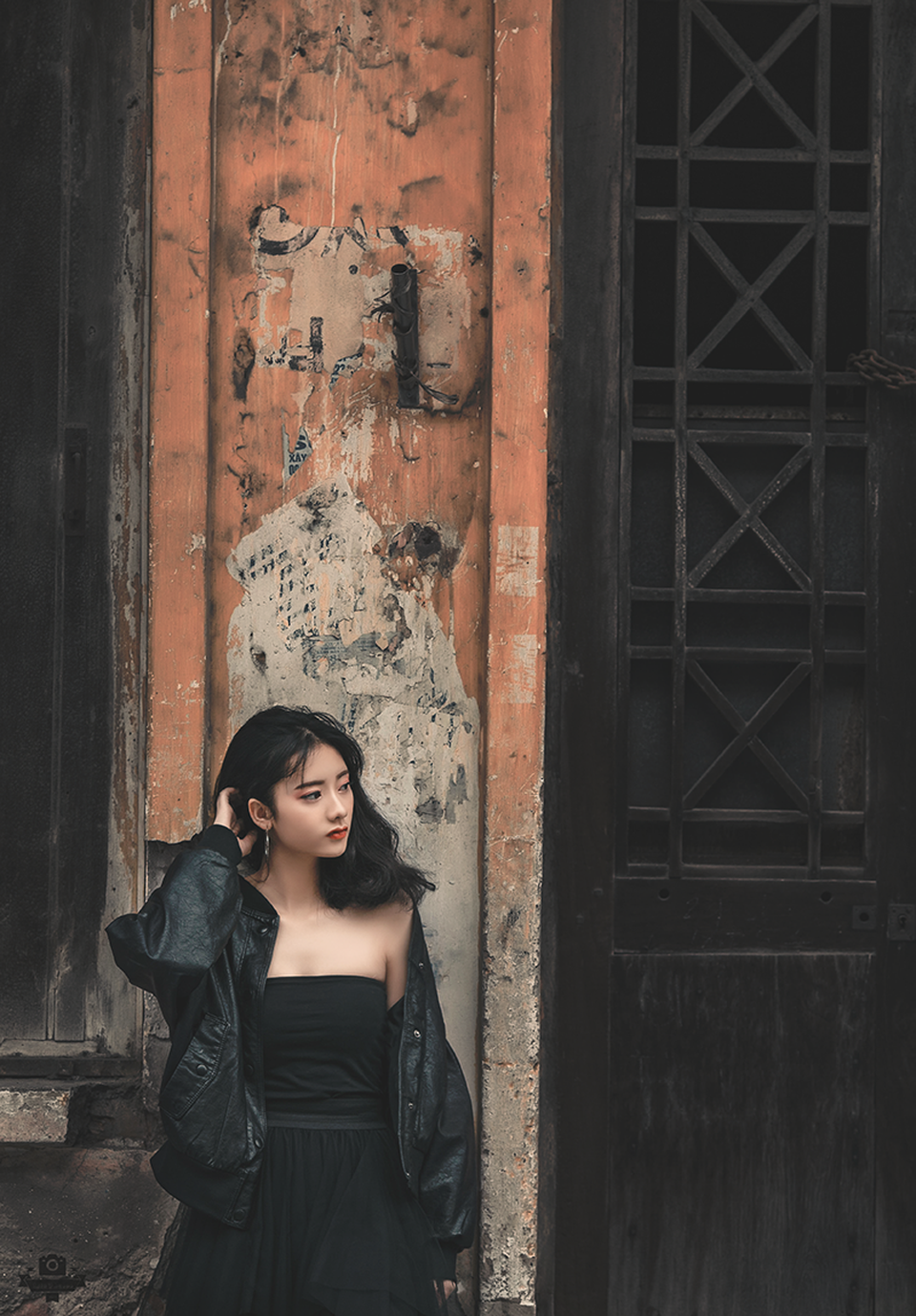 Vẻ đẹp “lạnh” đầy cá tính của nữ sinh tuổi 16 Hà Nội - 1
Trương Quỳnh Anh sinh năm 2001, hiện là học sinh trường THPT Lương Văn Can (Hà Nội).