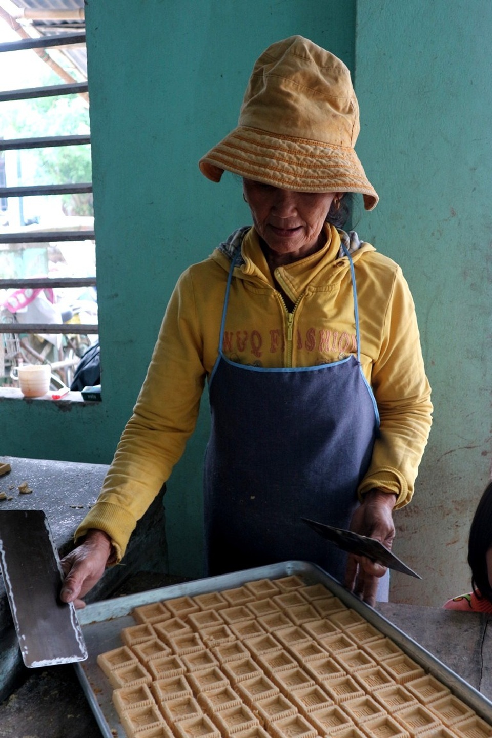 
Làng bánh in truyền thống An Lạc hối hả vào Tết.
