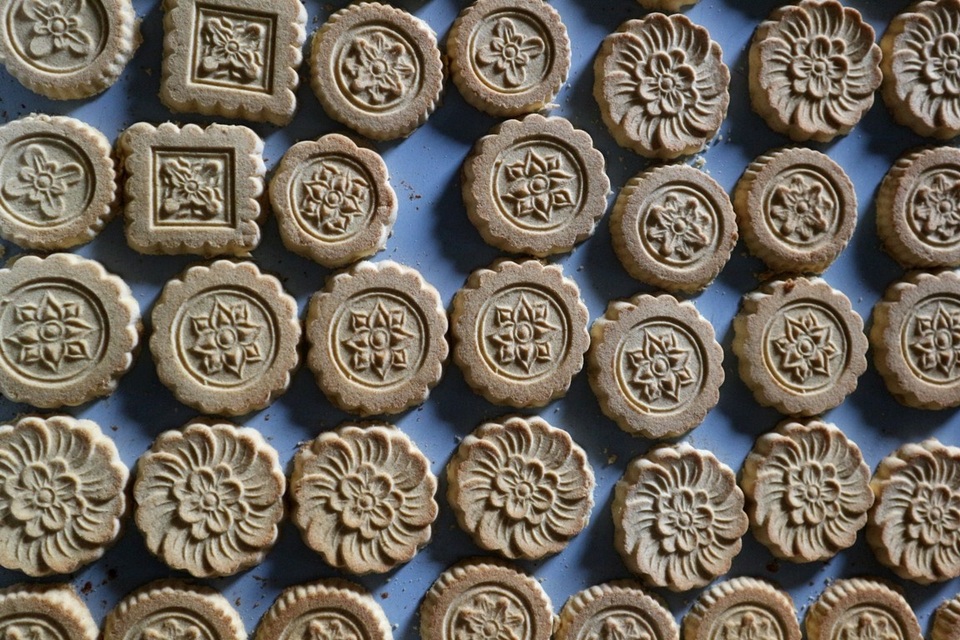 Những chiếc bánh in thơm ngon, hấp dẫn không thể thiếu trong mỗi gia đình Việt mỗi dịp Tết đến xuân về