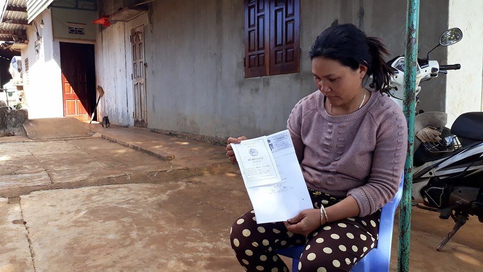 Nghi đại lý nông sản vỡ nợ hơn 15 tỉ, nhiều người lo mất tết - 3
Có nguy cơ mất hàng tỉ đồn cho vay, nhiều người dân mất tết