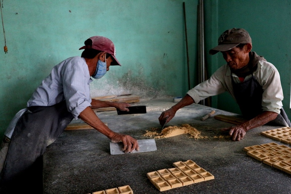 Làng bánh in truyền thống An Lạc hối hả vào Tết - 4