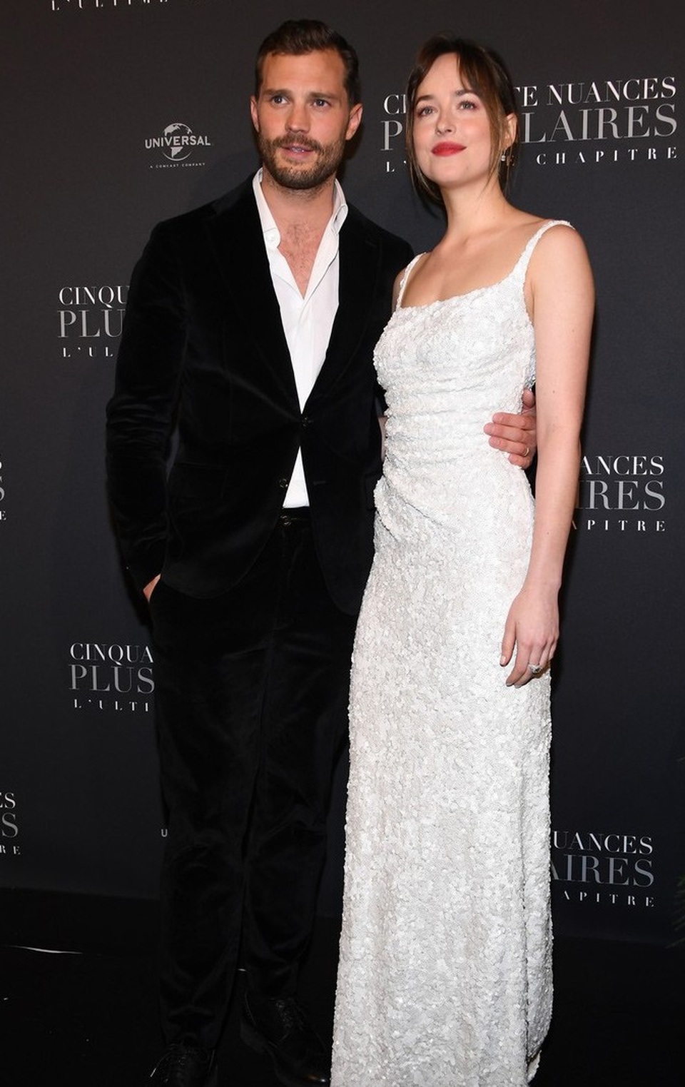 Cặp đôi "50 sắc thái" đẹp đôi và sành điệu tại Paris - 3
Phần 3 của bộ phim được chuyển thể từ cuốn tiểu thuyết cùng tên được công chiếu trên toàn thế giới vào dịp lễ Valentine 2018.