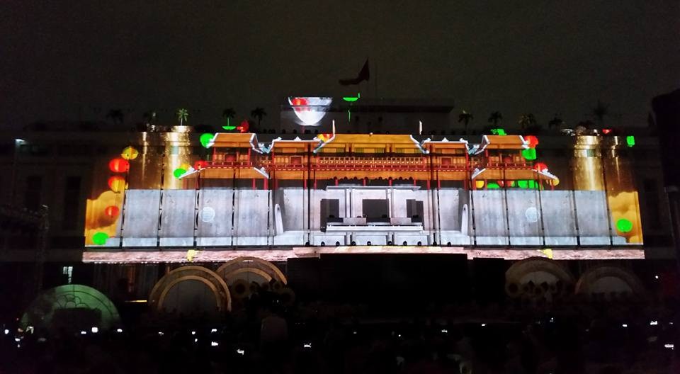 Gặp tác giả trình diễn "phim 3D" ngoạn mục trên các toà nhà - 5