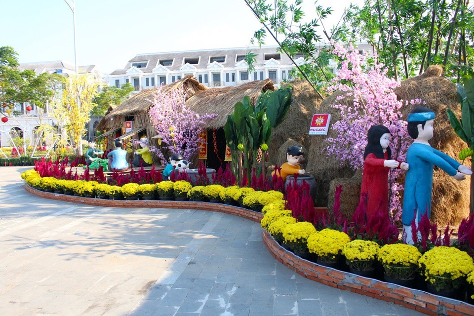 Chiêm ngưỡng đường hoa Xuân ở thành phố biển miền Tây - 5 Tiểu cảnh làng quê nam bộ...