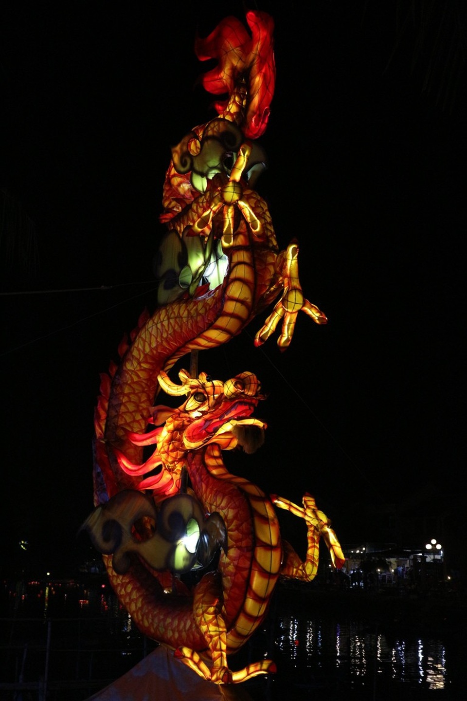 Hệ thống điện năng lượng mặt trời "thắp sáng" Hội An - 6 Hệ thống điện năng lượng mặt trời "thắp sáng" Hội An - 6