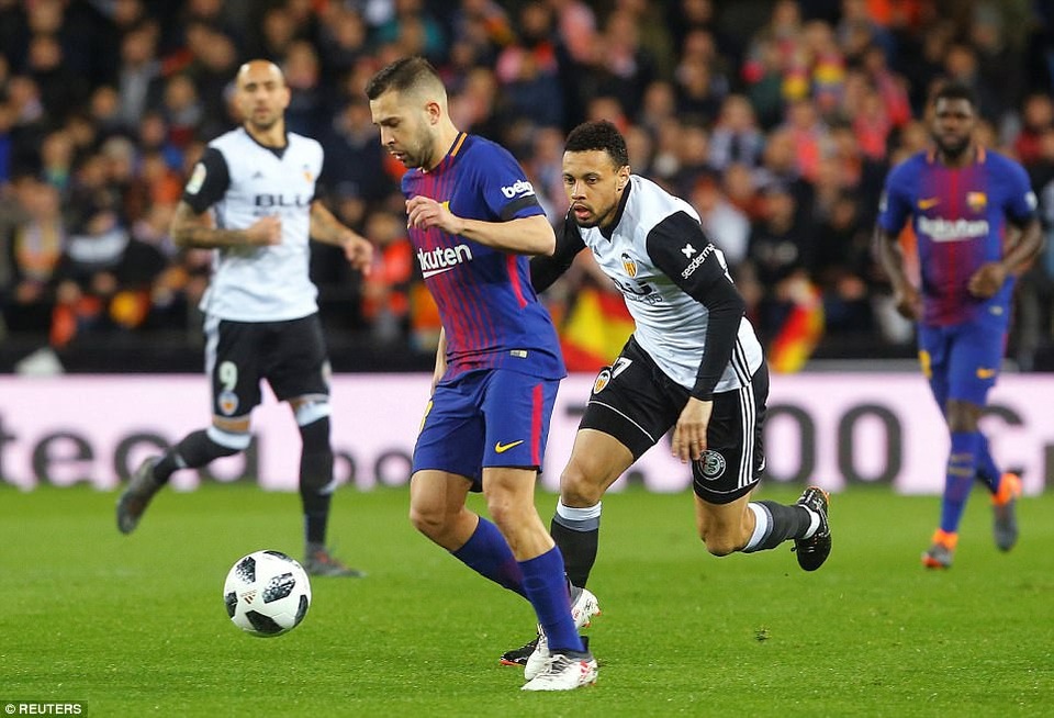 Coutinho ghi bàn, Barcelona vào chung kết Cúp Nhà vua - 1
Barcelona gặp nhiều khó khăn trước Valencia ở hiệp 1