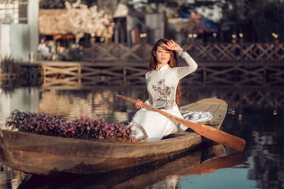 Thiếu nữ Gia Lai khoe sắc dưới nắng Xuân - 5 Thiếu nữ Gia Lai khoe sắc dưới nắng Xuân - 5